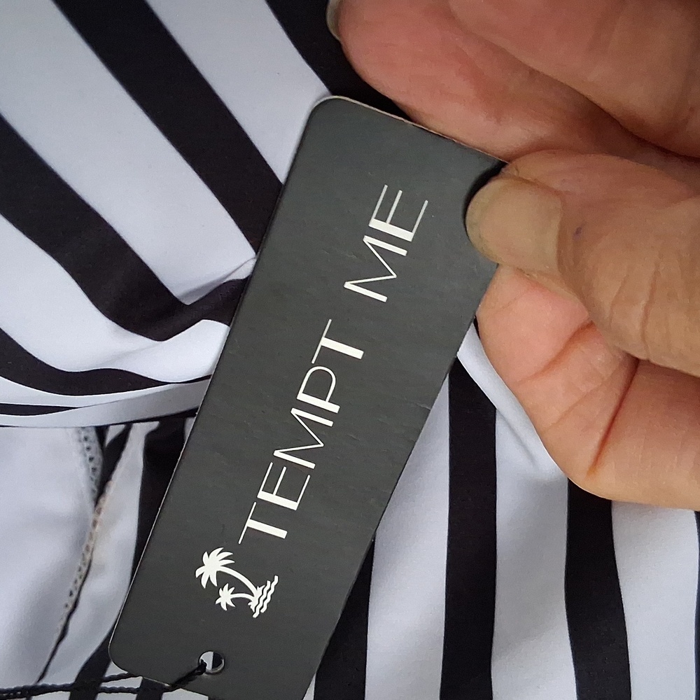 Tempt Me Black & White Bikini Swimsuit Sexy Top sz 22W - Picture 6 of 7